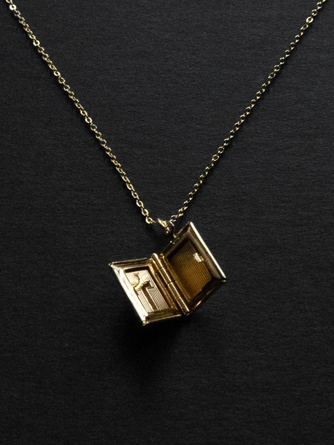 Book Locket Huggies - Gold - Image 6