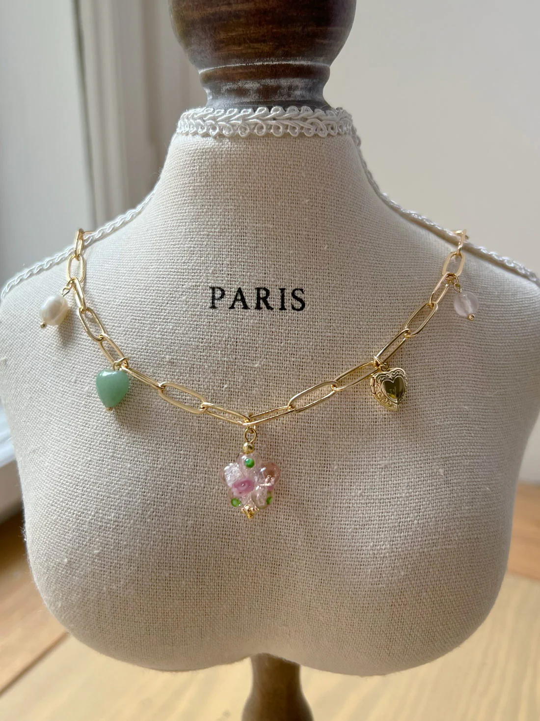DAINTY FLOWER Heart Lockets Gift Set - Image 4