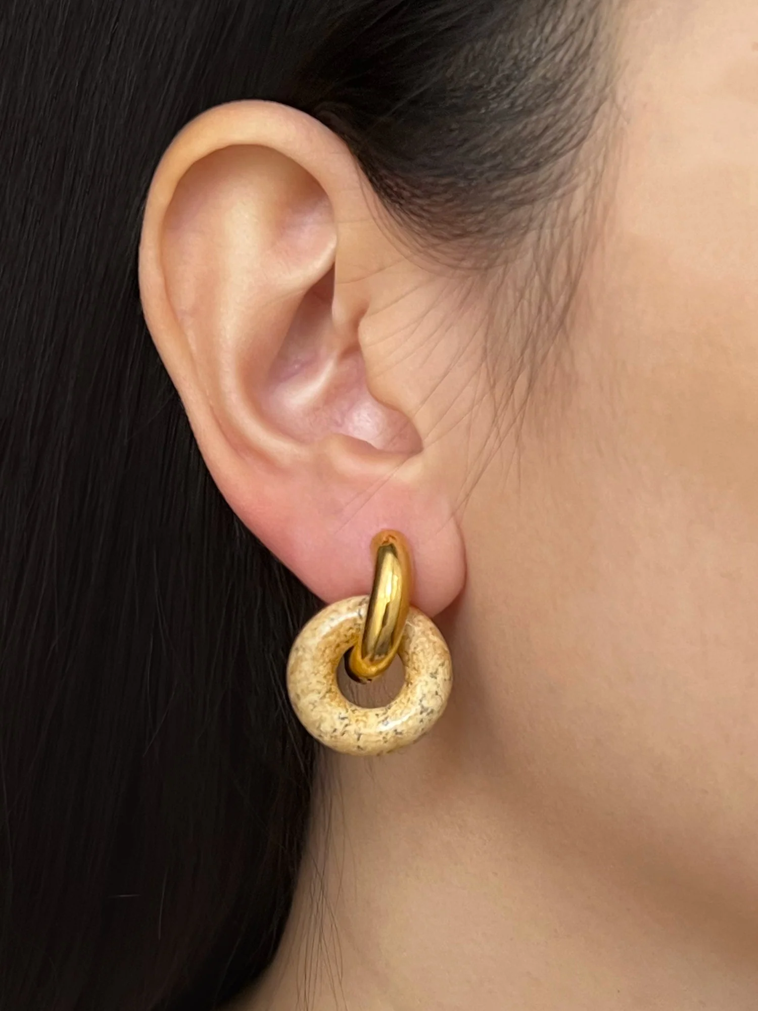Donut Hoops, Silver - Sandstone - Image 4
