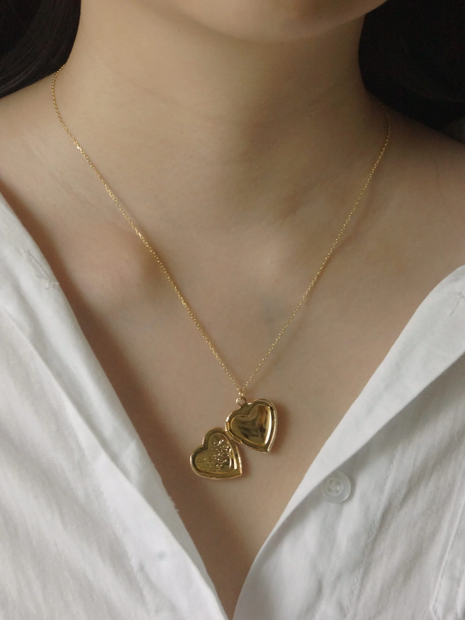 EMMA Locket Necklace - Image 10