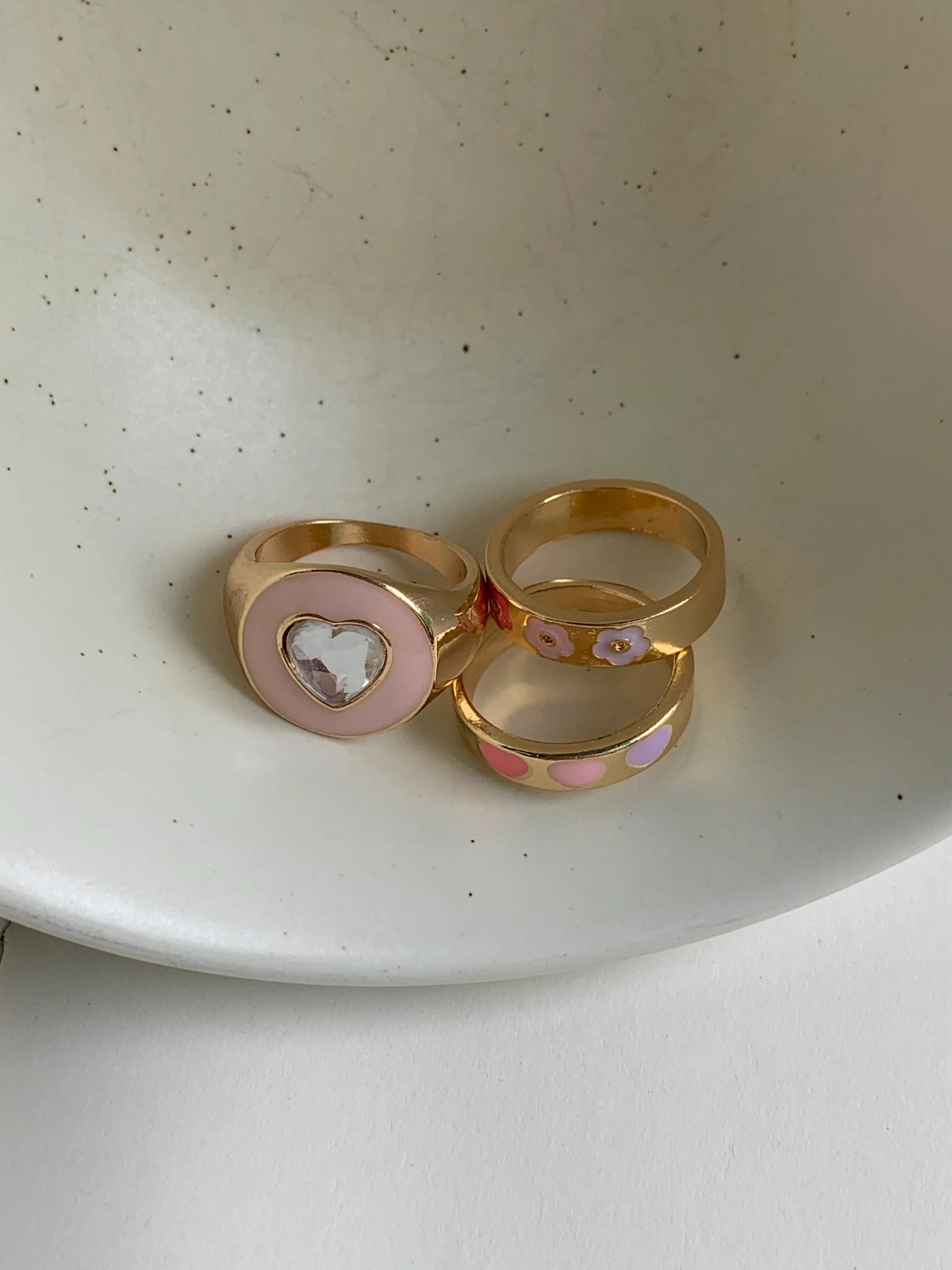Enamel Hearts Ring - Image 5