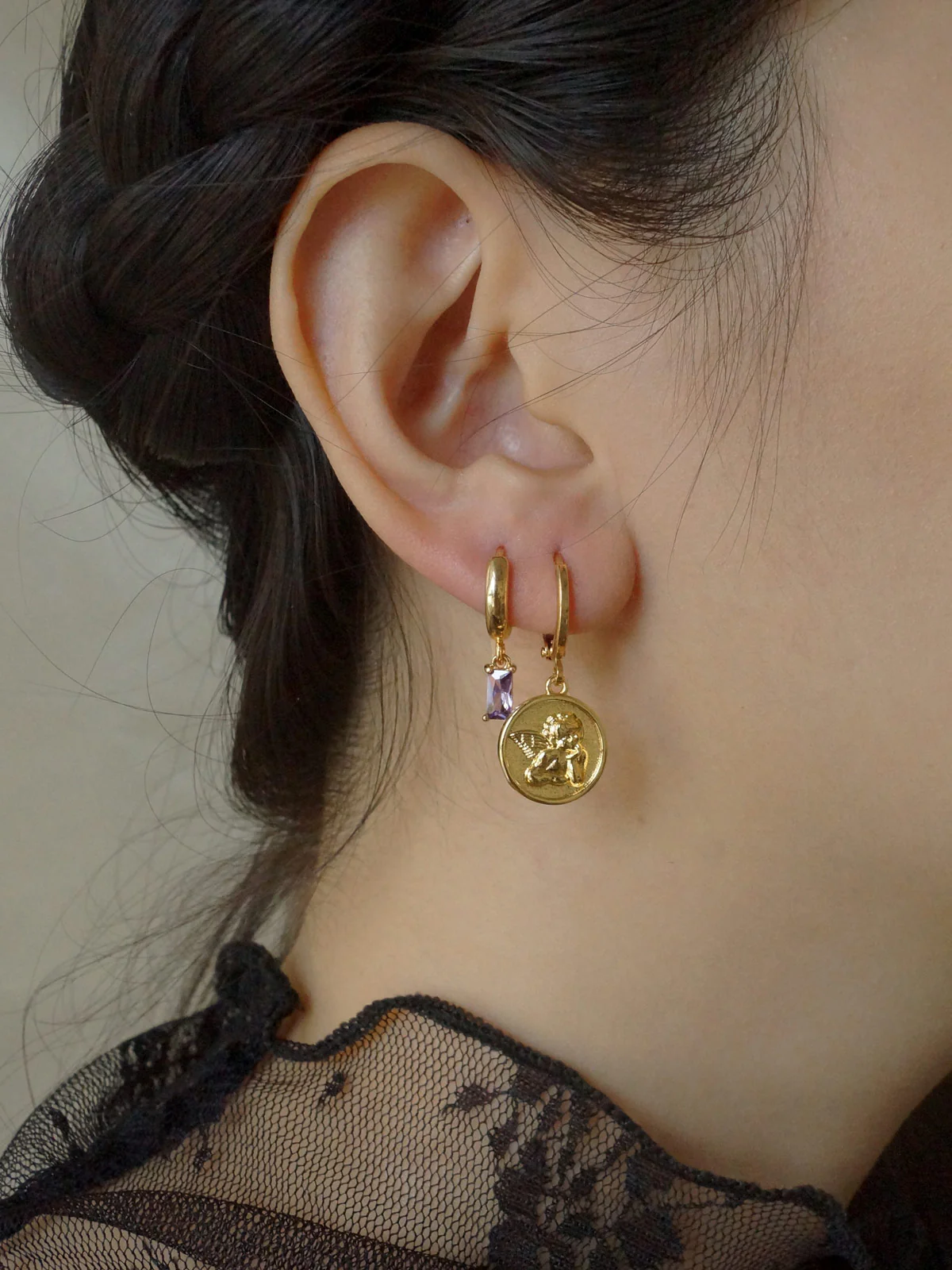Endless Love Cupid Huggies *18k Gold-plated - Image 6