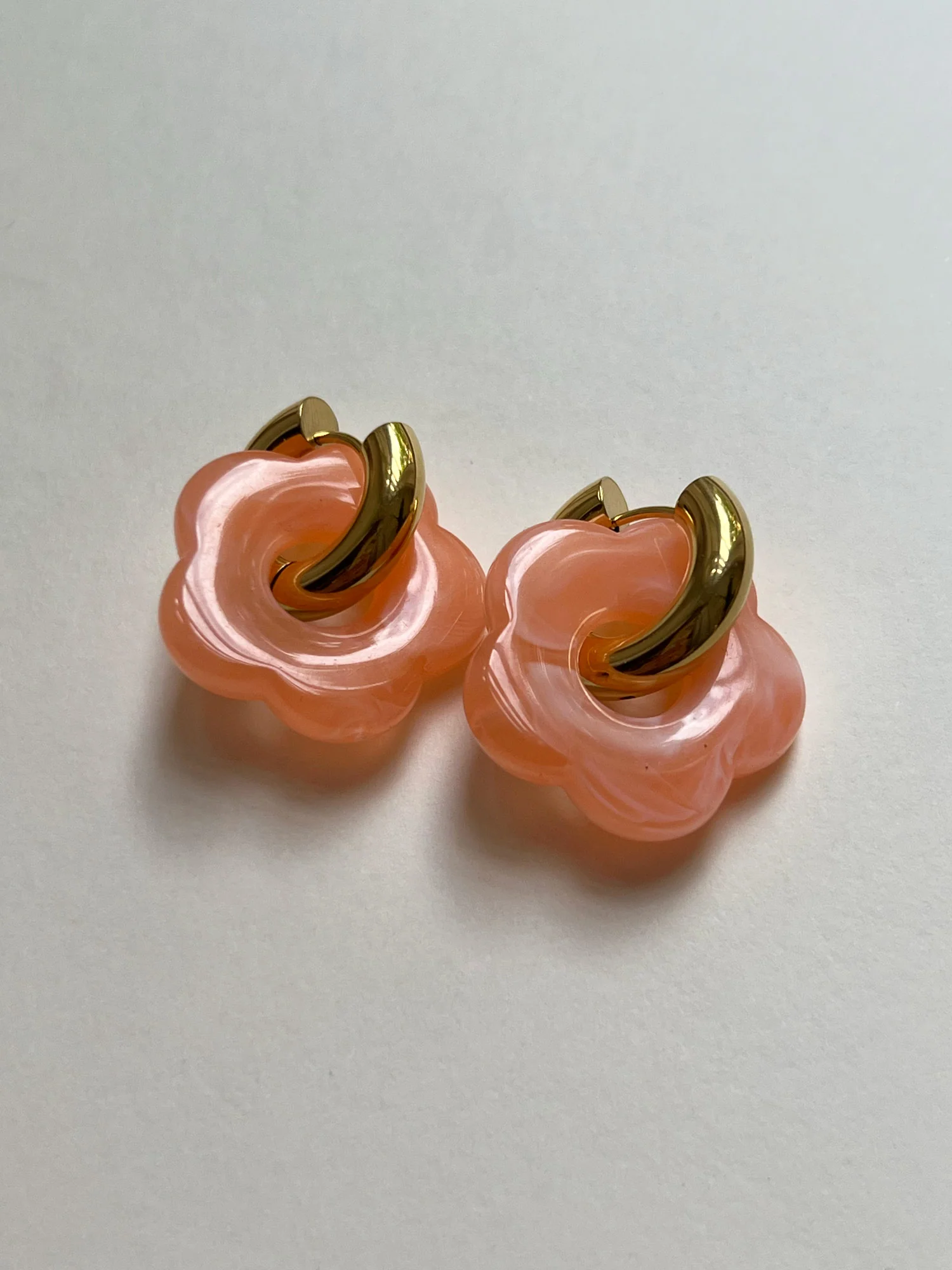 Flower Donut Hoops - Marbled Peach
