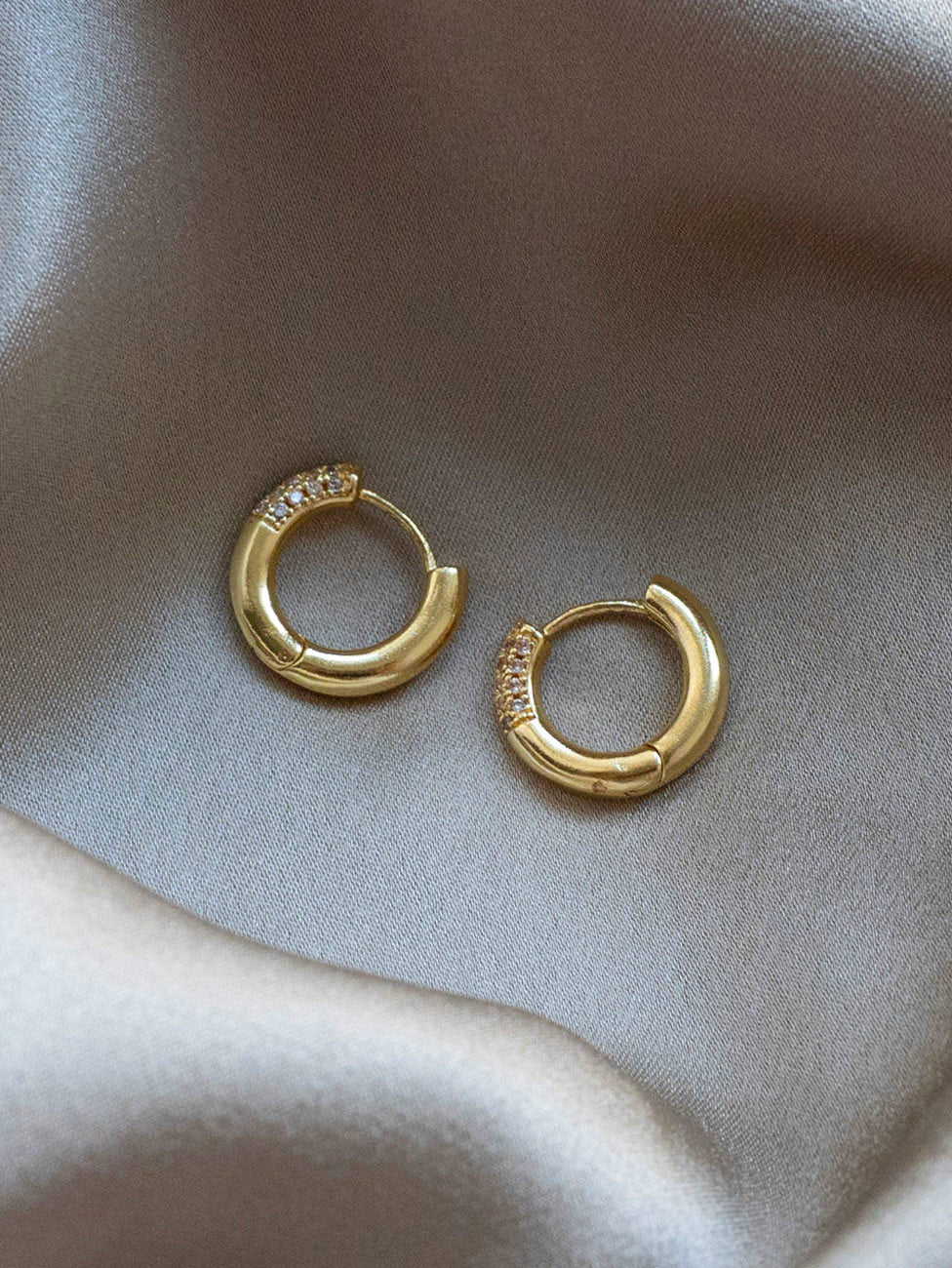 Gemstone-Dipped Gold Huggies, S925