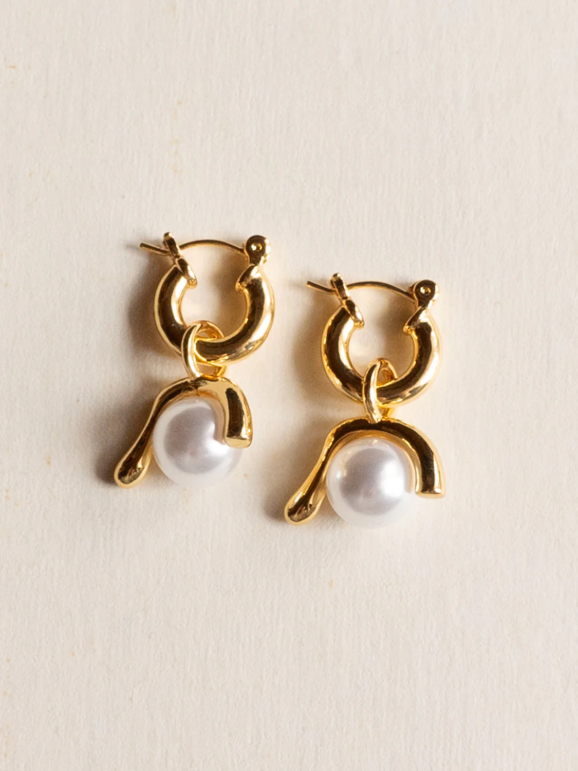 Leta Pearl Earrings - Mini