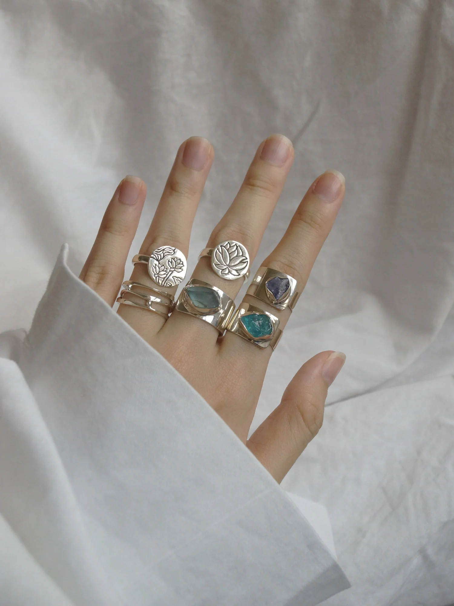 LOTUS Pendant Ring // GABI EXCLUSIVE - Image 3