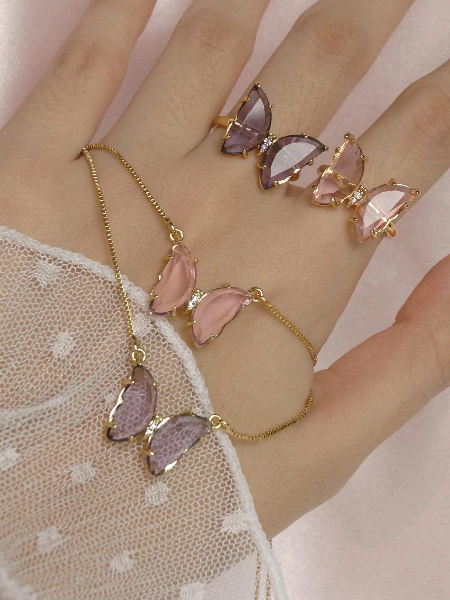 LOVEDAY Necklace - Pink *Gold-plated - Image 3