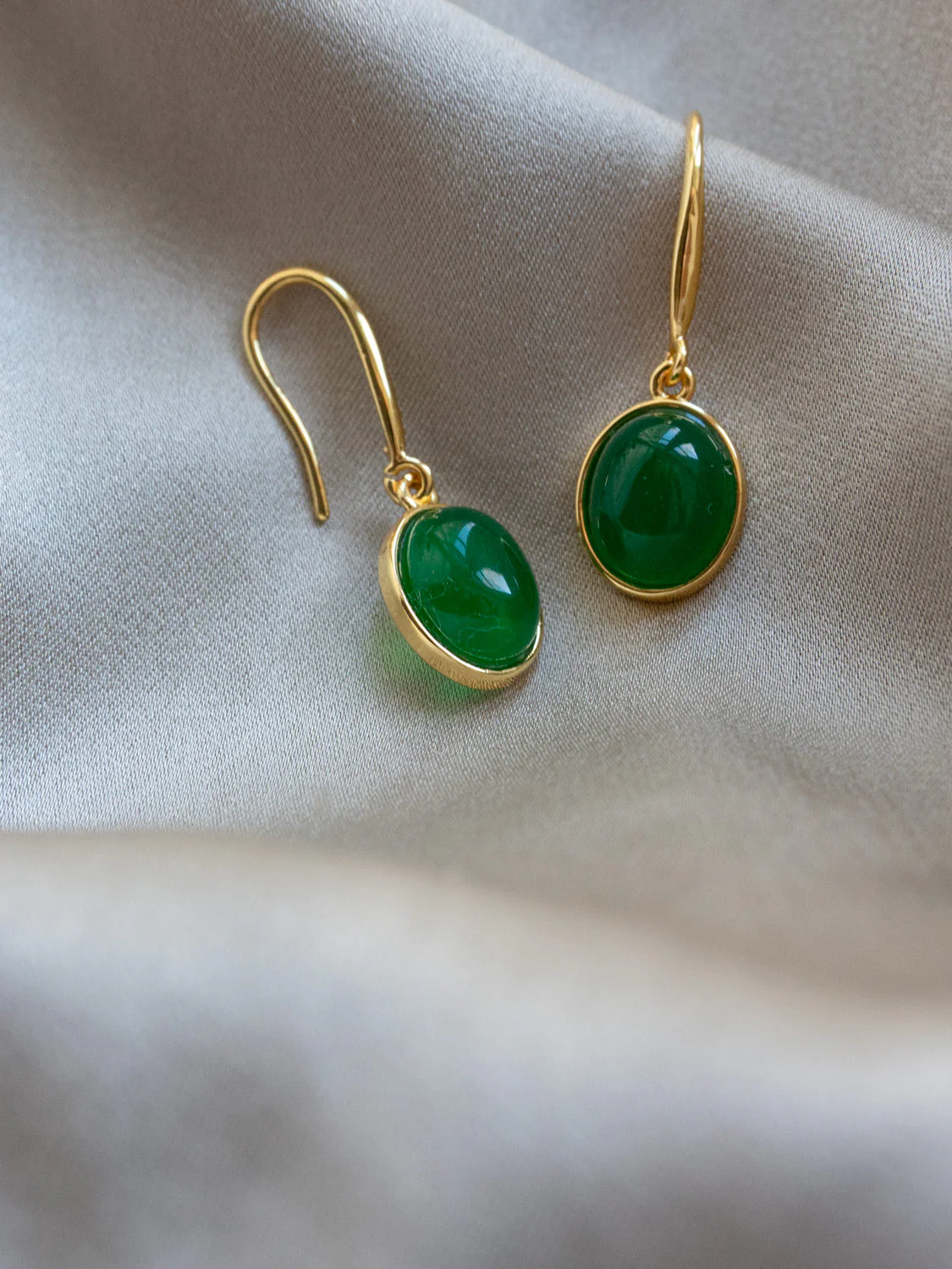 Oval Jade Dangle Earrings - Green