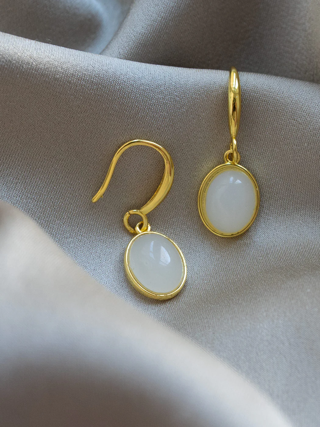 Oval Jade Dangle Earrings - White