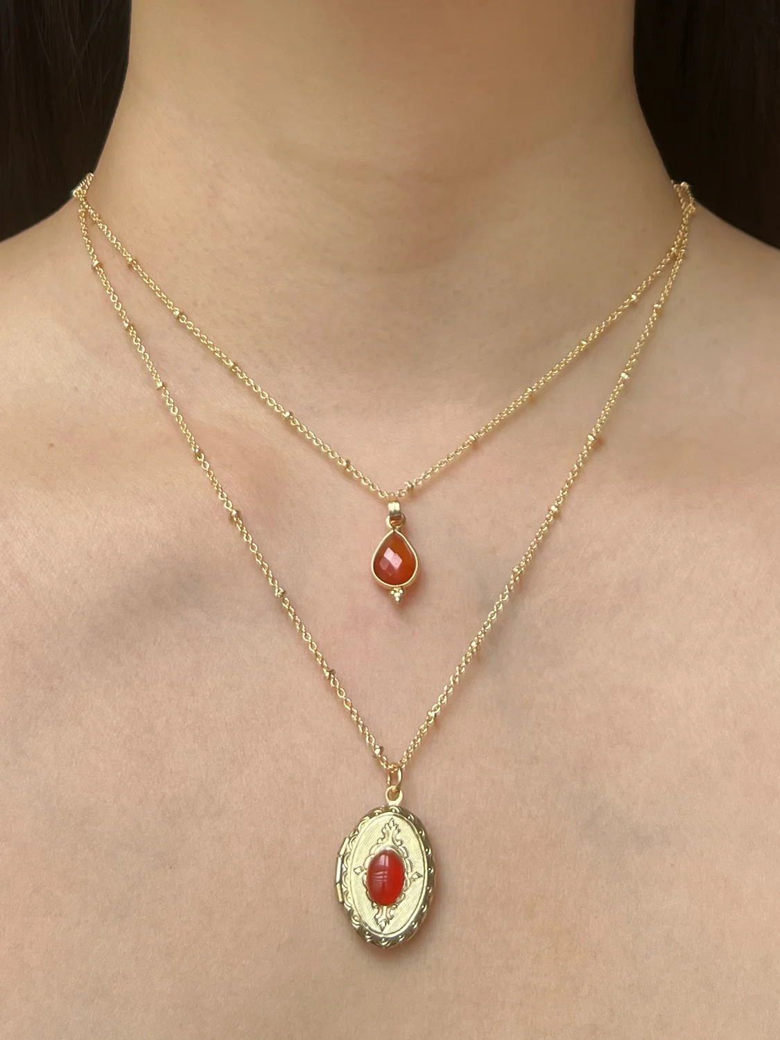 Oval Locket Pendant Necklace - Orange-Red Agate - Image 3