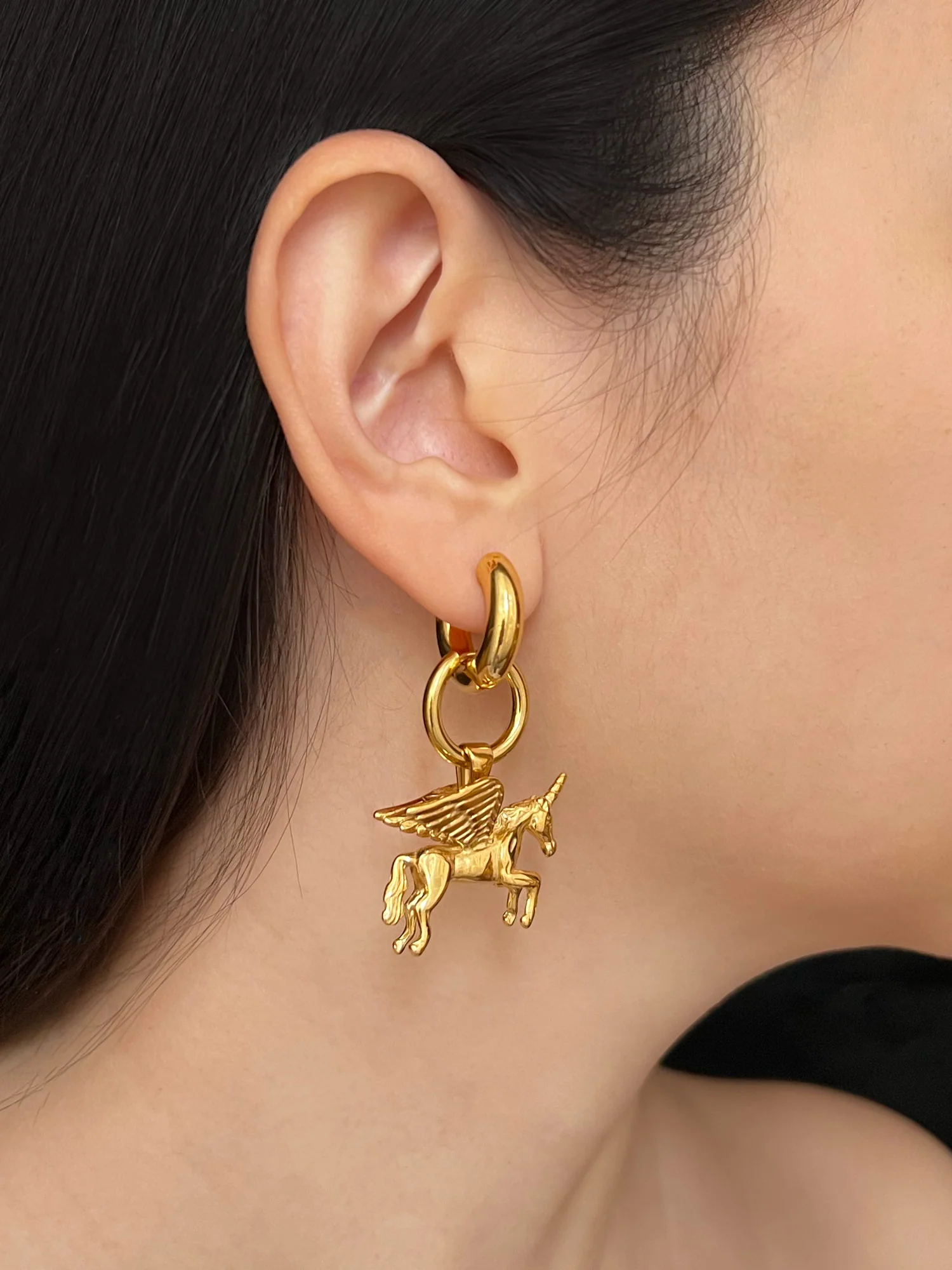 Pegasus Chunky Gold Hoops - Image 2