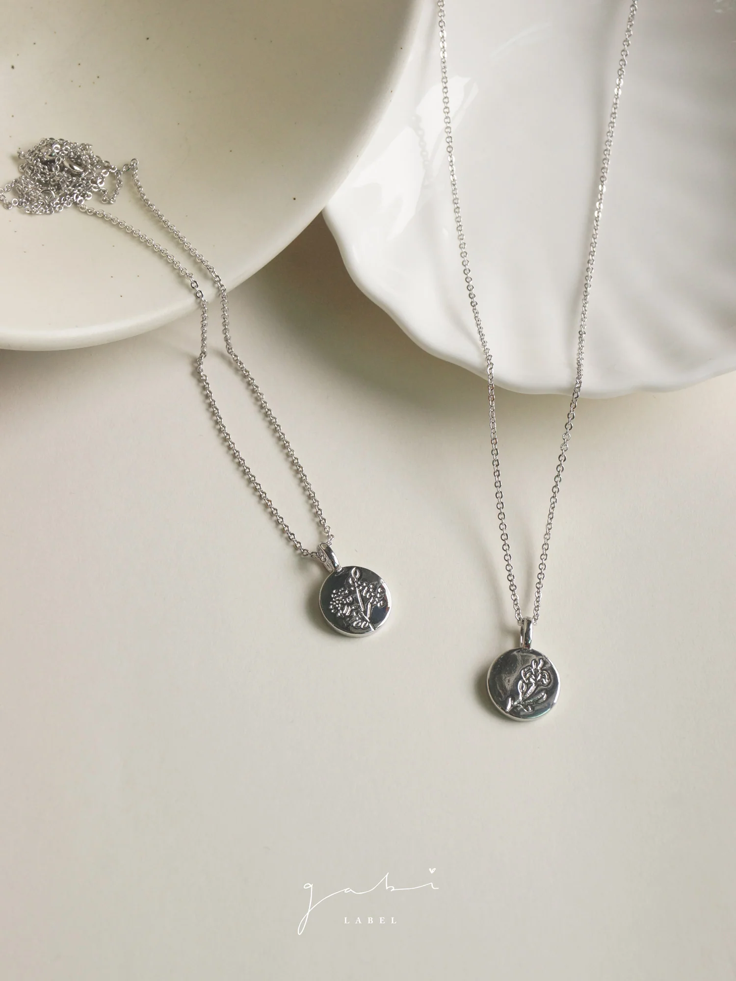Peony Pendant Necklace - Silver - Image 5