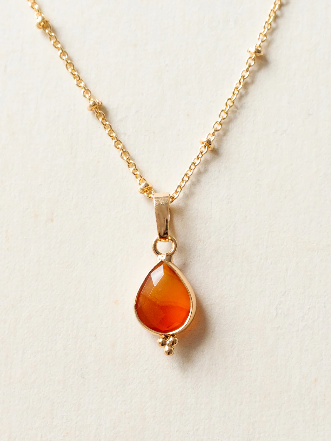 Spiritborn Necklace - Orange-Red Agate